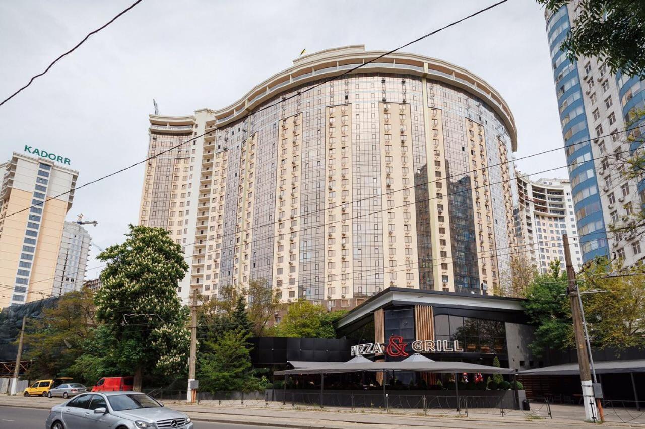 Grey Apartment In 14 Floor أوديسا المظهر الخارجي الصورة